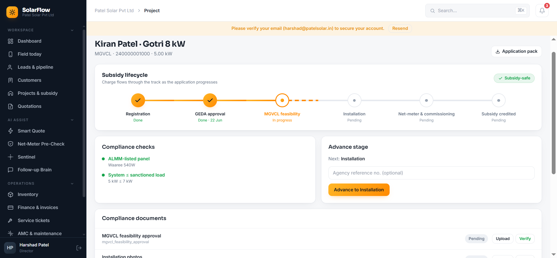 SolarFlow's project screen, showing the 6-stage subsidy lifecycle tracker from registration through GEDA approval to subsidy credited, plus compliance checks